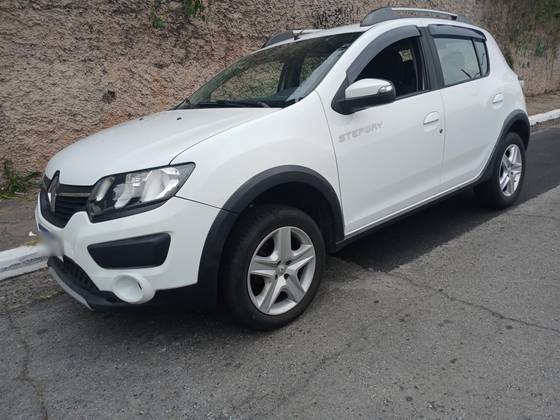 RENAULT SANDERO 1.6 STEPWAY 8V FLEX 4P MANUAL RENAULT SANDERO 1.6 STEPWAY 8V FLEX 4P MANUAL